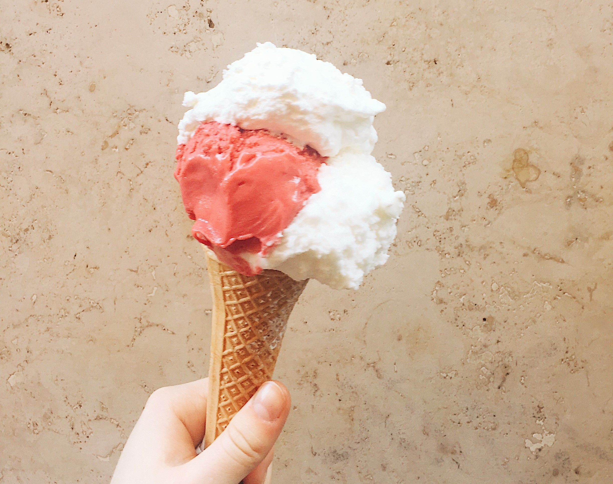 π¨ Shhh…8 Secrets to Enjoy the Best Gelato of Your Life!